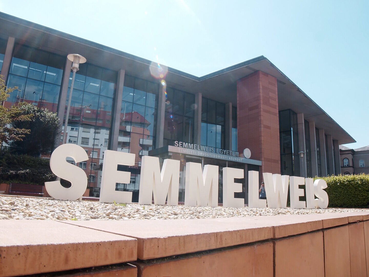 semmelweis-header-1-1440x1081 Semmelweis university Budapest